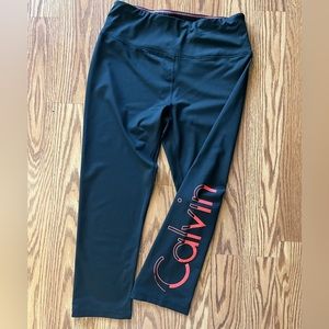 Women’s Calvin Klein Below Knee Leggings Size M